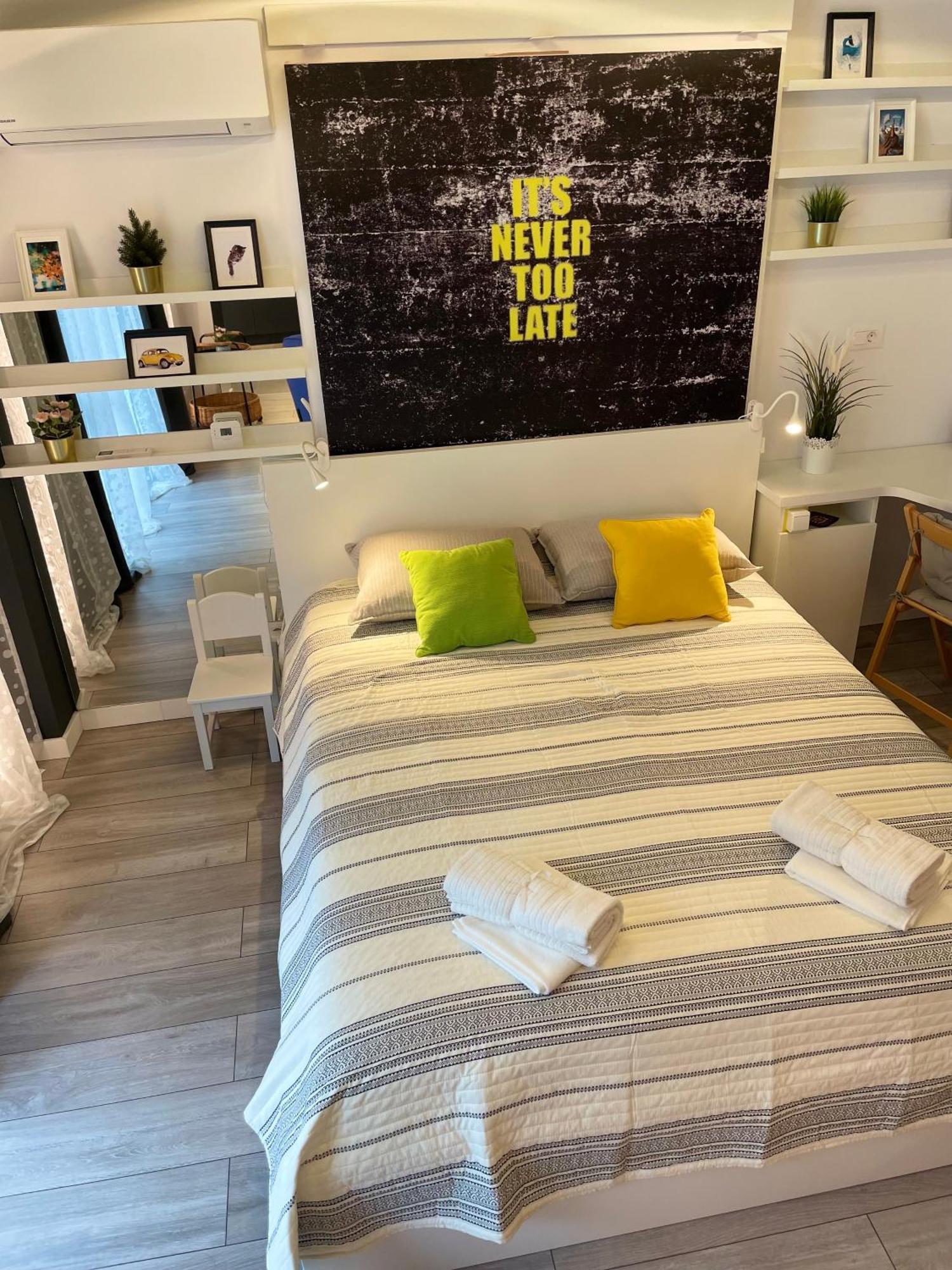 Studiokris Apartment Bucharest Luaran gambar